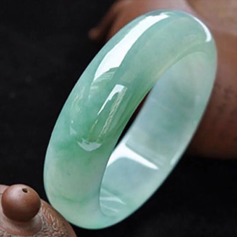 Lighting & Home Decor Studio Photos - Myanmar natural jade bracelet, old mine,